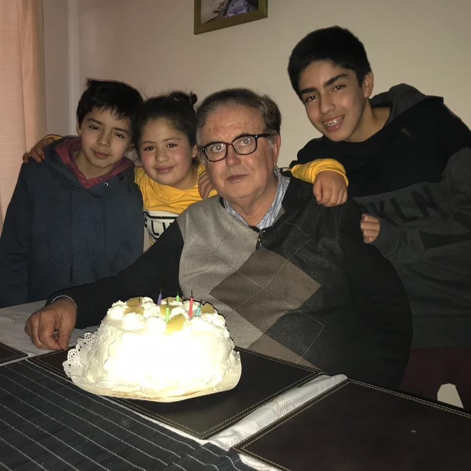 Luis Cantillaba con sus nietos en su cumpleaños 02 junio 2019